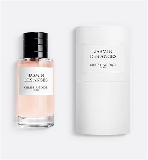 Jasmin des Anges: Unisex perfume with Fruity Floral Notes .